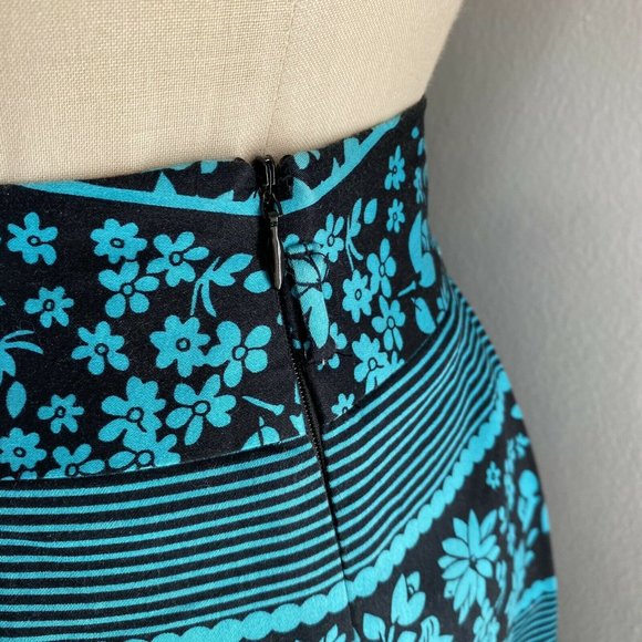 🌷2 for $20🌷 Review Floral Skirt Size 6 Black Teal Cotton - Picture 5 of 7